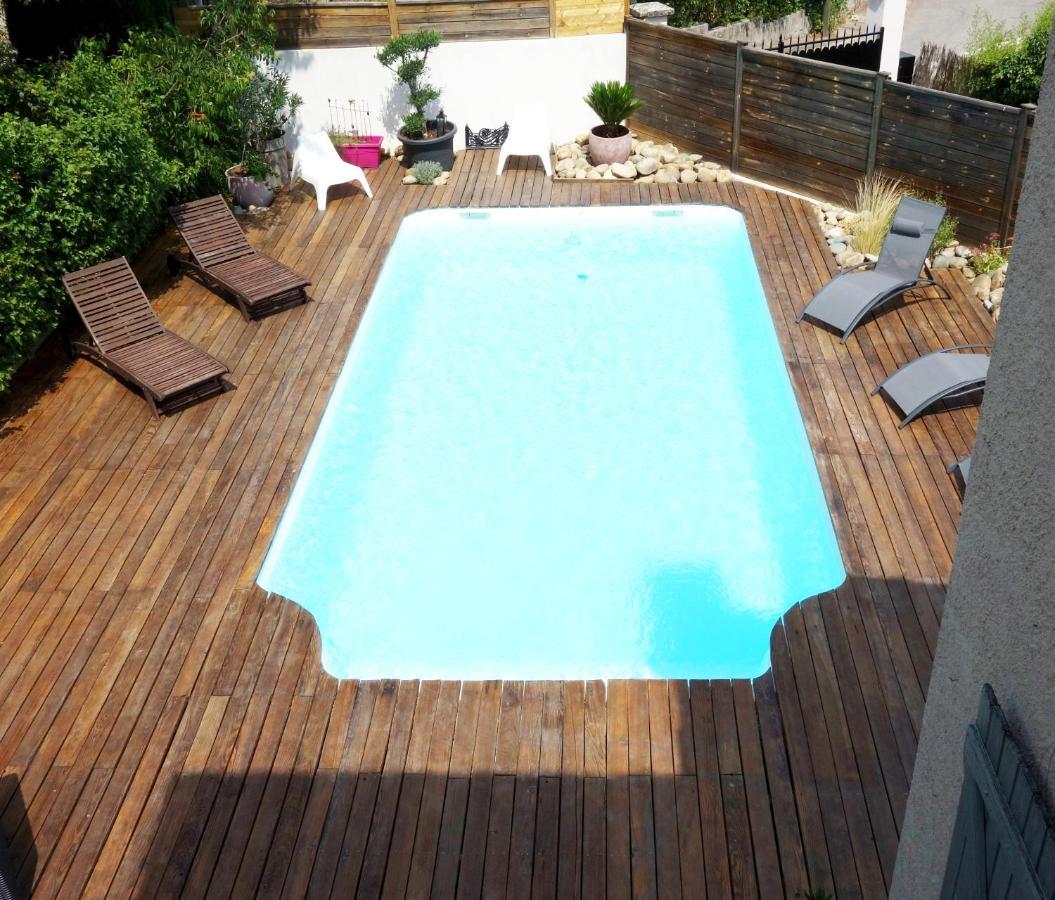 Villa Pont De L'Arc A Aix Avec Piscine Au Calme 92 M2 آيكس أومبروفينس المظهر الخارجي الصورة