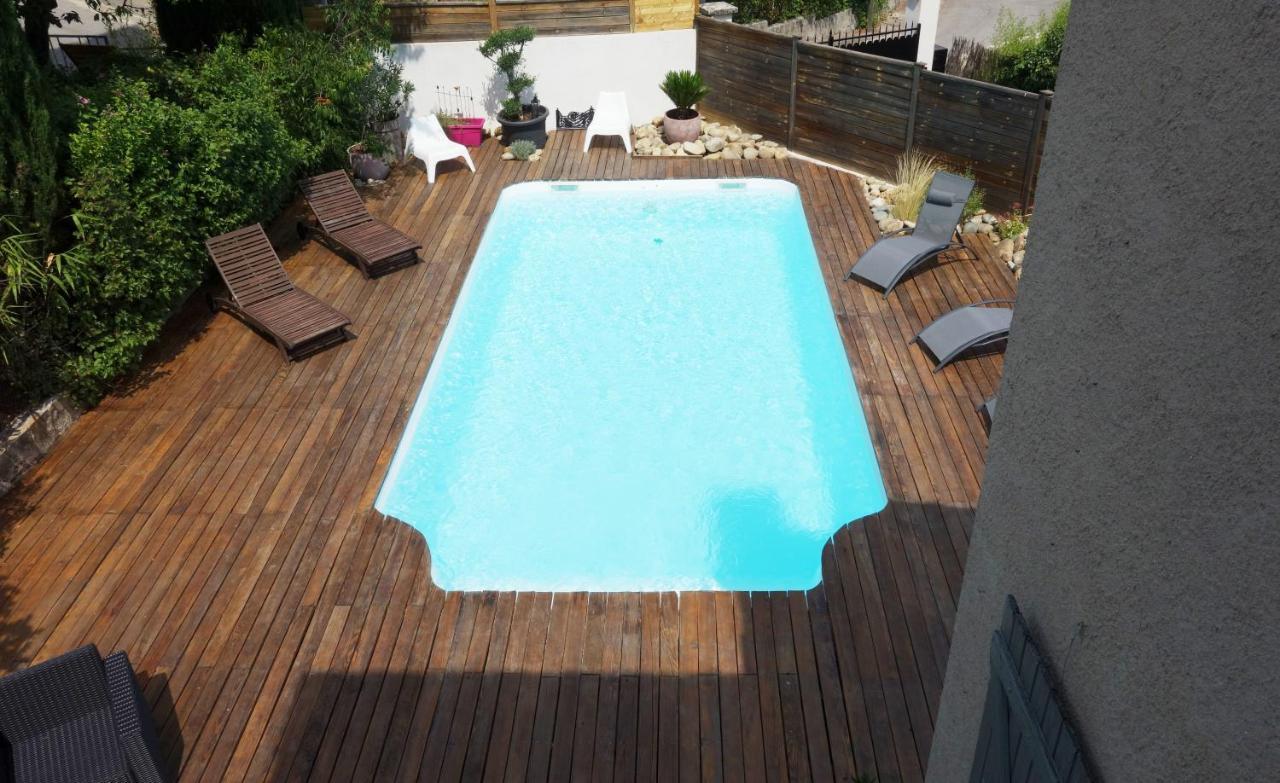 Villa Pont De L'Arc A Aix Avec Piscine Au Calme 92 M2 آيكس أومبروفينس المظهر الخارجي الصورة