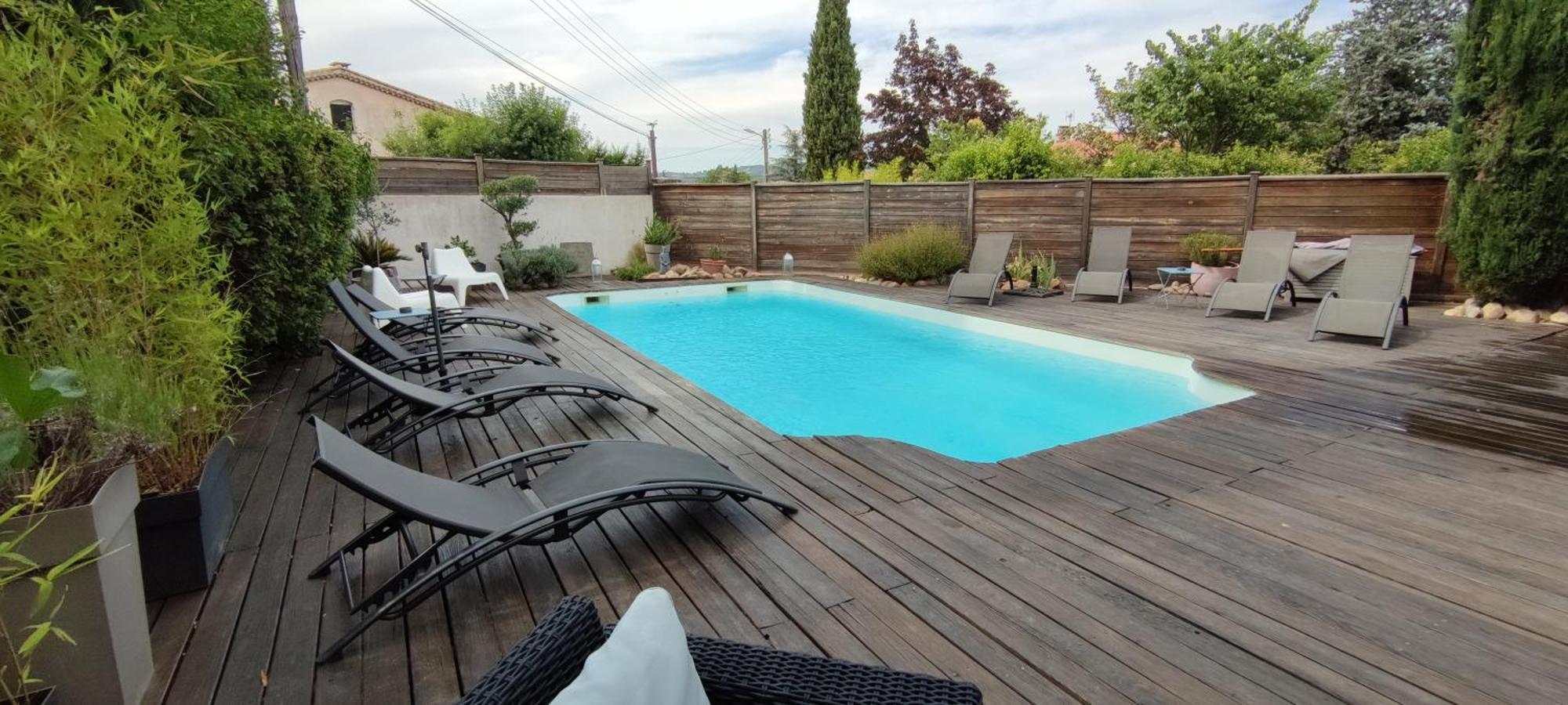 Villa Pont De L'Arc A Aix Avec Piscine Au Calme 92 M2 آيكس أومبروفينس المظهر الخارجي الصورة